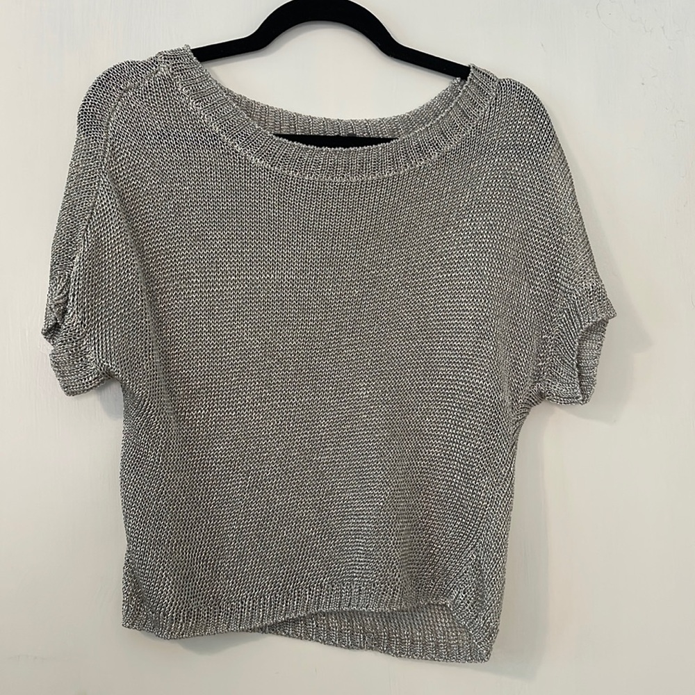Silver knot VINCE top.
